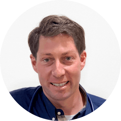 Dr. med. Landgraff: Konnektorfarm: Nutzen Sie den Konnektorenaustausch und wechseln Sie zu TI-as-a-Service. Konnektortausch: Hausarzt Dr. med. Landgraff hat seinen Anschluss an die Telematikinfrastruktur auf ein “TI-as-a-service”-Modell umgestellt. Seitdem hat er kaum Aufwand - und profitiert von zahlreichen weiteren Vorteilen.